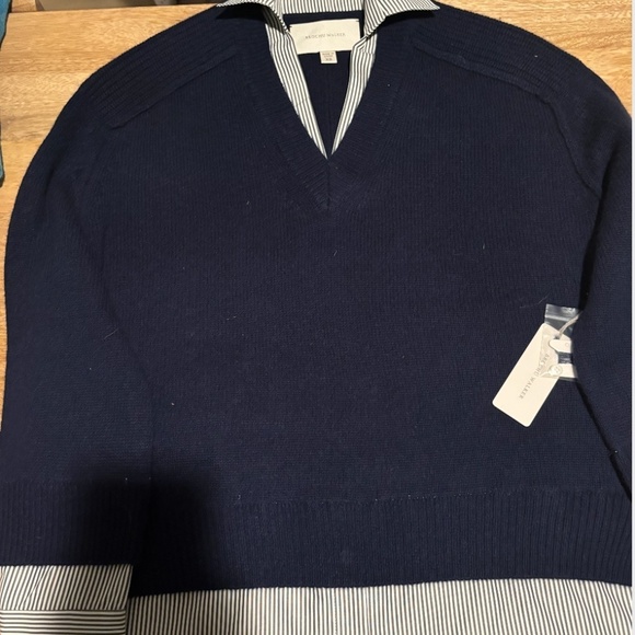 Brochu Walker Layered V-Neck Pullover in Navy with Stripe Woven Underlay… - Picture 4 of 5